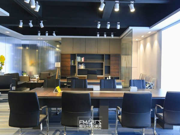 ?，斒宿k公家具展廳